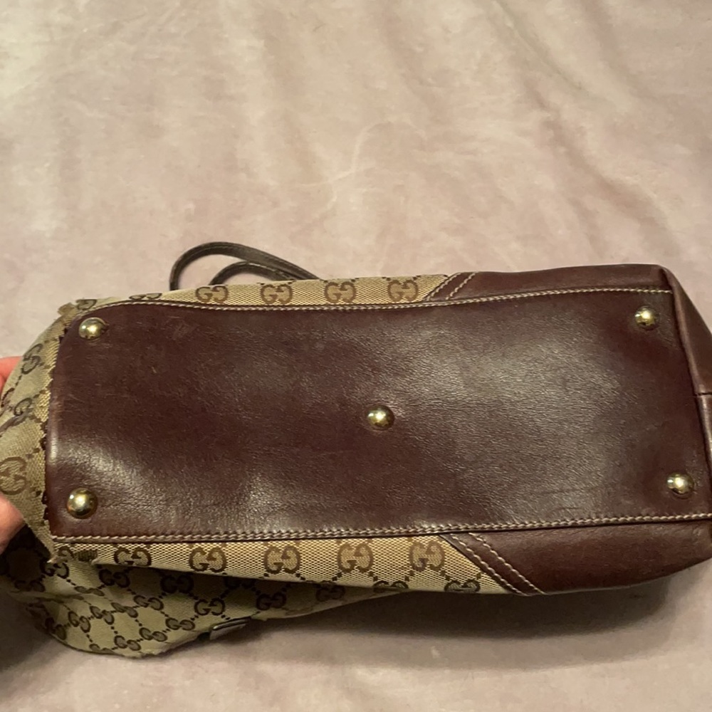 Gucci Handbag - Picture 5 of 15